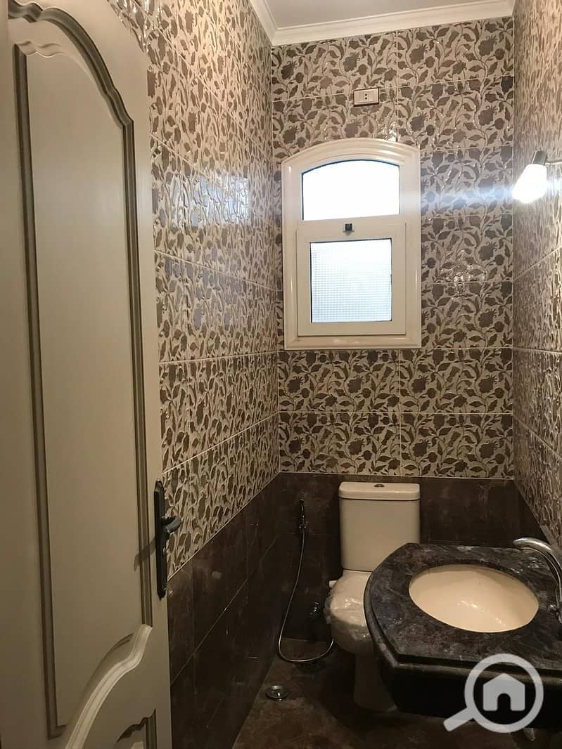 7 9726aef1-7cdb-4a1b-a886-d24b870ff282. jpeg