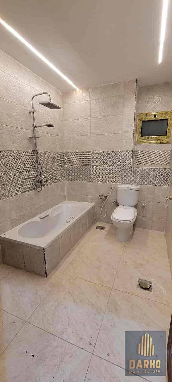 5 665716cd-9221-4ab9-84f2-30addeb445d6. jpg