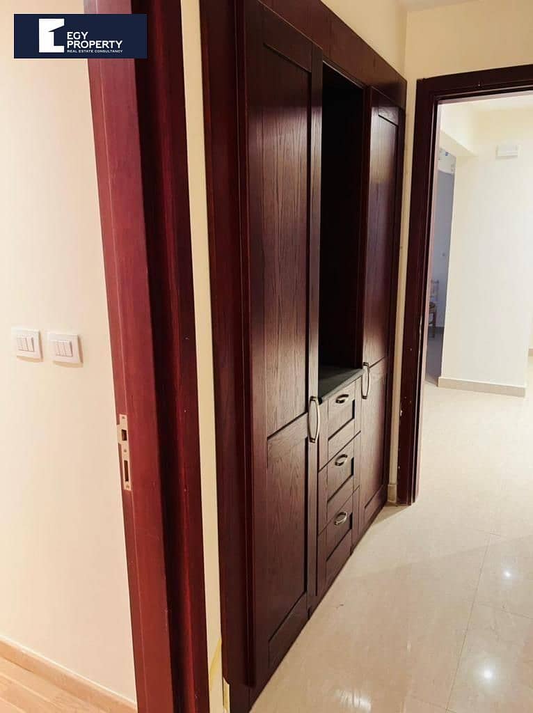 6 _files_WhatsApp Image 2025-12-21 at 10.09. 48_b986487b. jpg