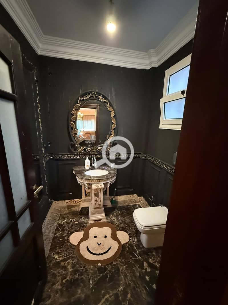 8 8003ce53-475b-4e44-af88-3ee9e1c5d857. jpeg