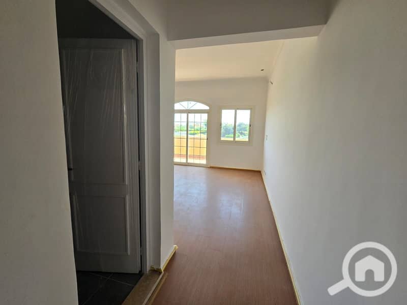 6 9c1939e1-8a6f-4cda-bb55-4c08d89cb4ac. jpg