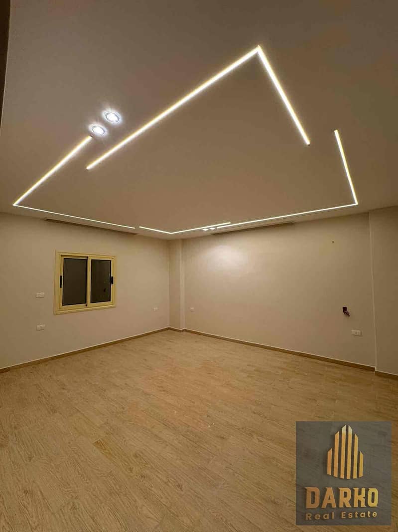 14 2a4a8b58-75f7-4a48-8ec8-763128eb1f88. jpg