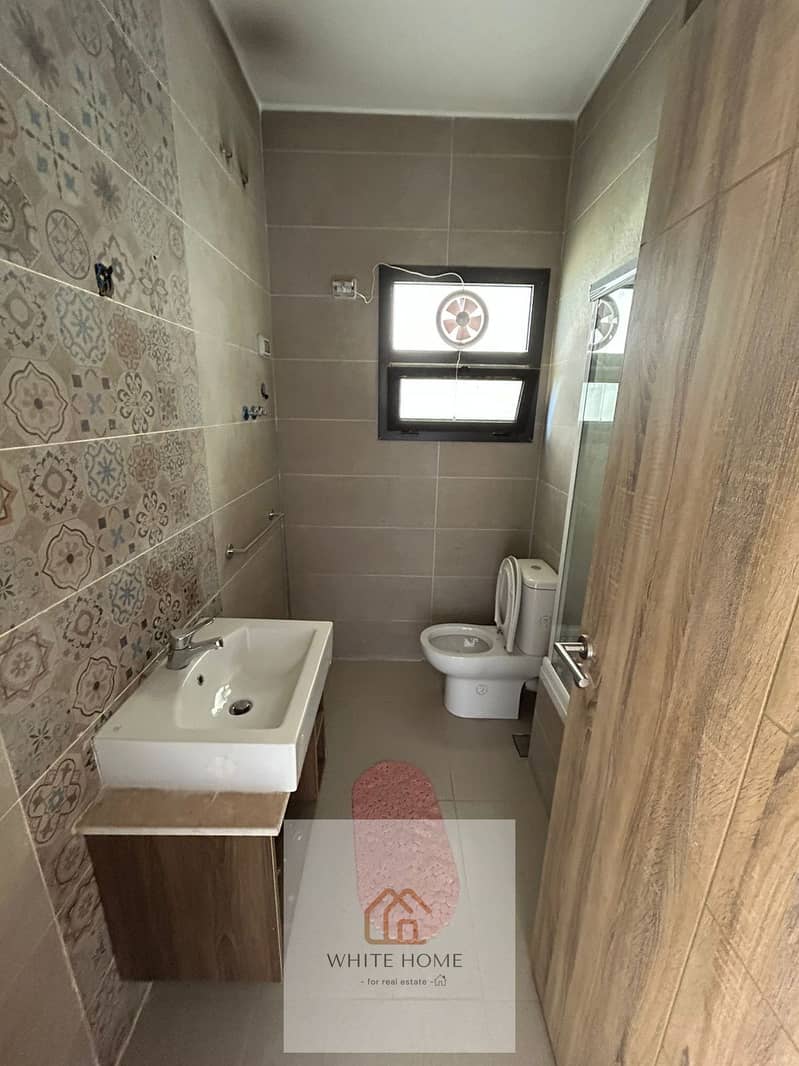 12 WhatsApp Image 2026-01-07 at 1.33. 18 PM (1). jpeg