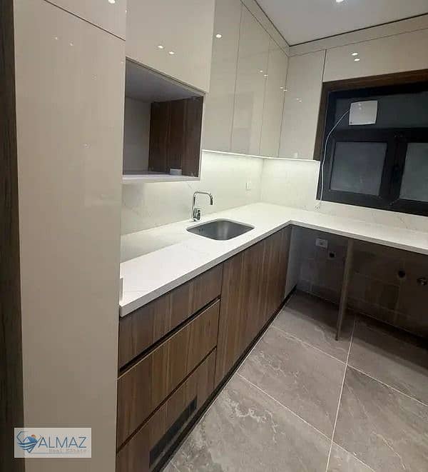 5 WhatsApp Image 2026-01-07 at 1.12. 59 PM. jpeg