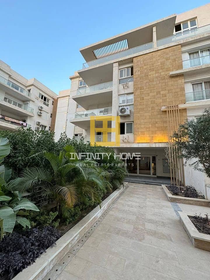 8 573632760_1674173043990529_3042439513006459615_n. jpg