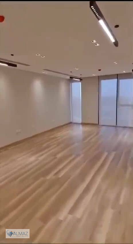 37 WhatsApp Image 2026-01-07 at 3.12. 31 PM. jpeg