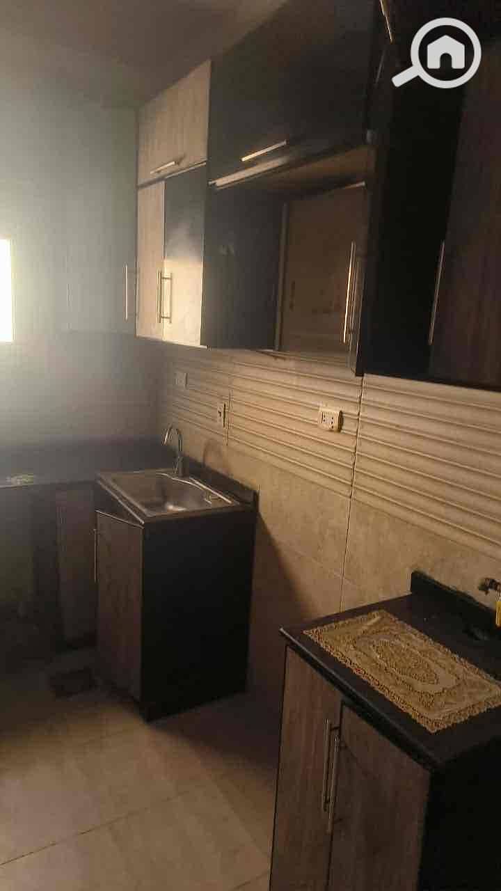 14 4d3dddd0-acc3-4c43-adff-19c5eb85d99a. jpg