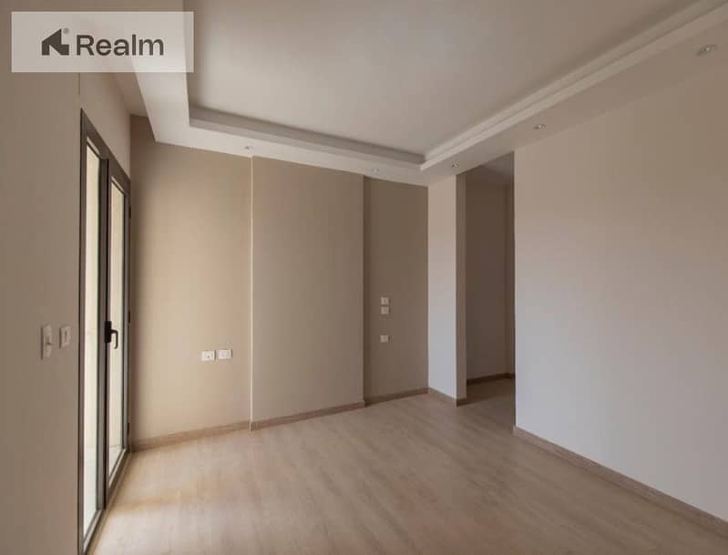 10 prGRkYL0ZEGsRq3HESA238B5iIoM1K. jpg