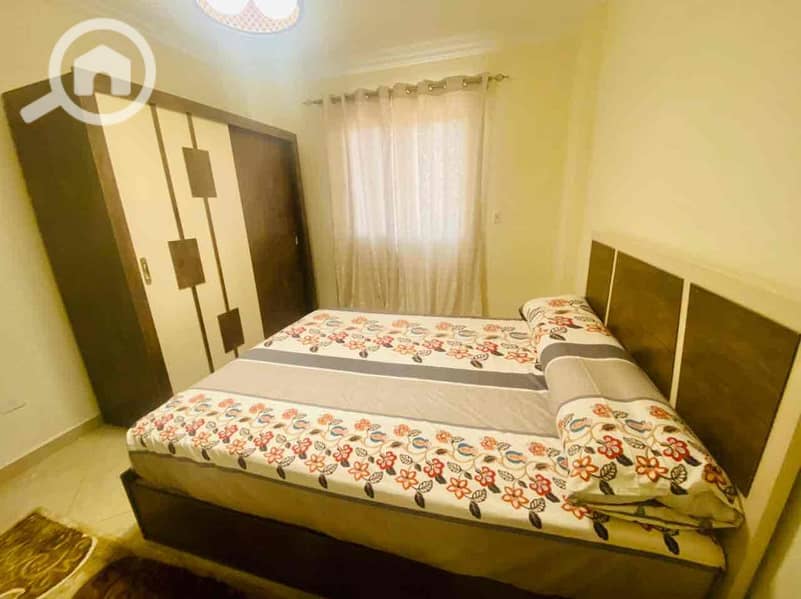 4 5ff80560-195a-4f95-8856-eabde2979ed9. jpg