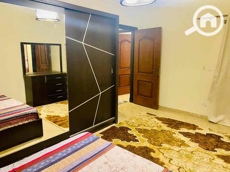 6 3e9db51e-f751-4745-80cc-fa5a865657d1. jpg