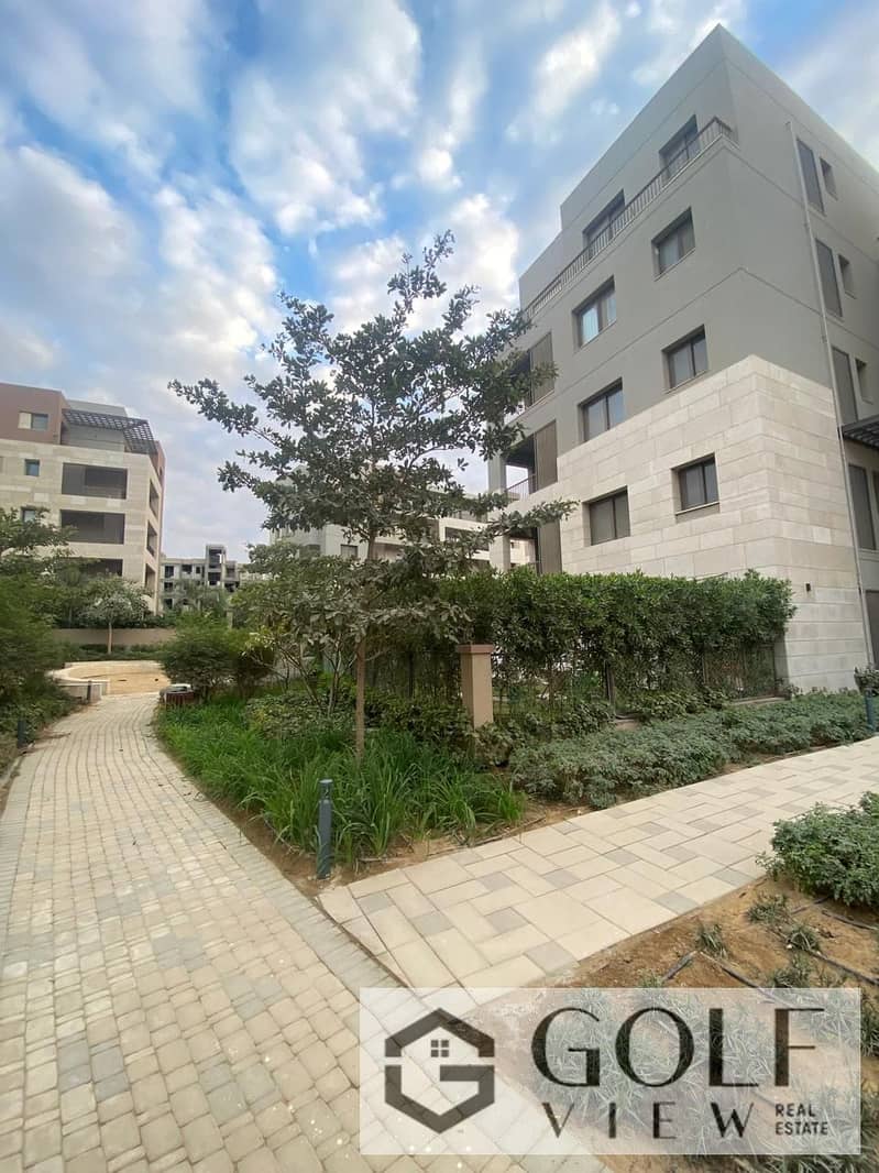 2 76b5d3bf-83b2-4935-8347-5ffd4855feca. jpg