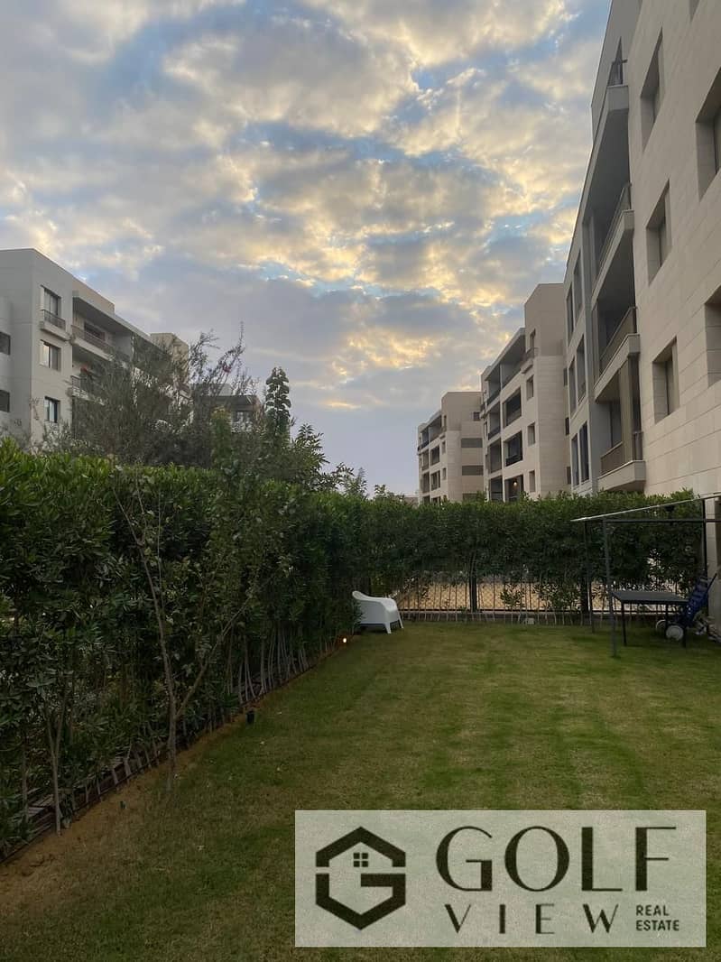 4 624f13b4-2abc-442a-9312-6b52091fc465. jpg