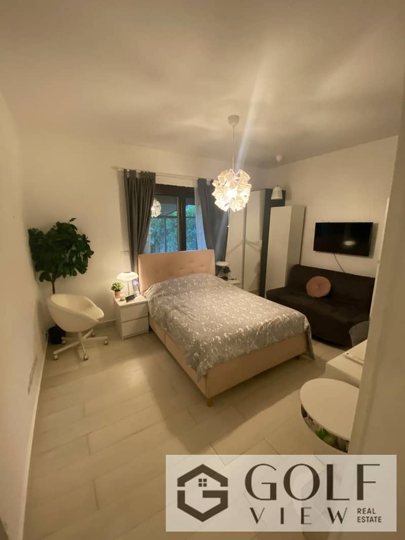 10 6910ed75-9d1f-4fc0-8706-e0b5d675a1ce. jpg