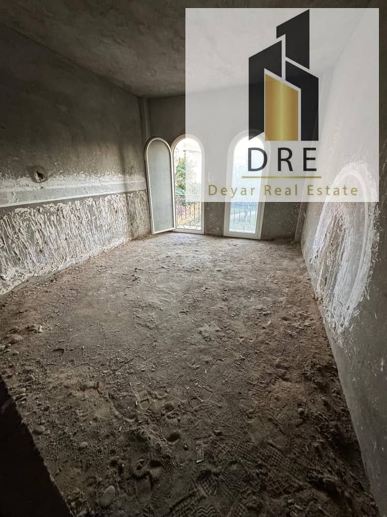 5 8d90db88-9086-4d10-980d-26f0cc7b5afb. jpg