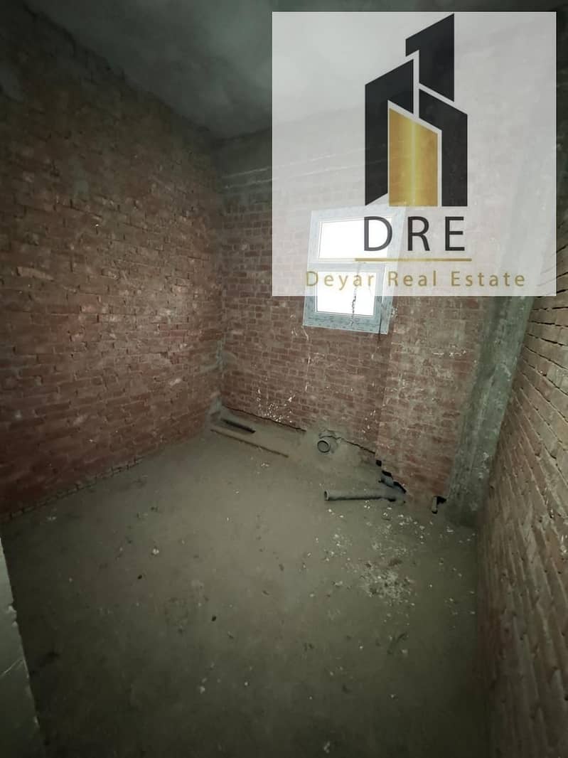 10 1189825e-a3fd-4c84-9237-d3d57661dc79. jpg