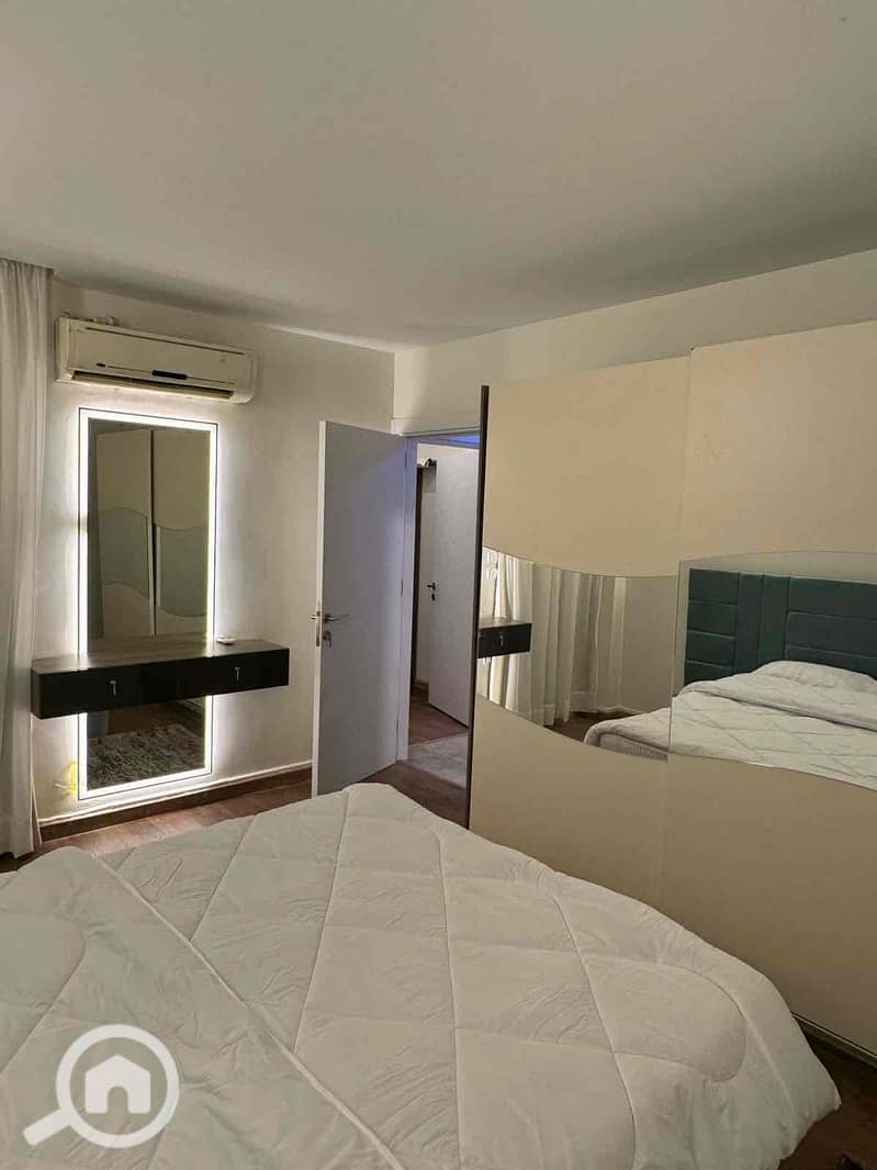 7 7a25e97f-aca0-4a43-bdd8-5ddb6771bee5. jpg