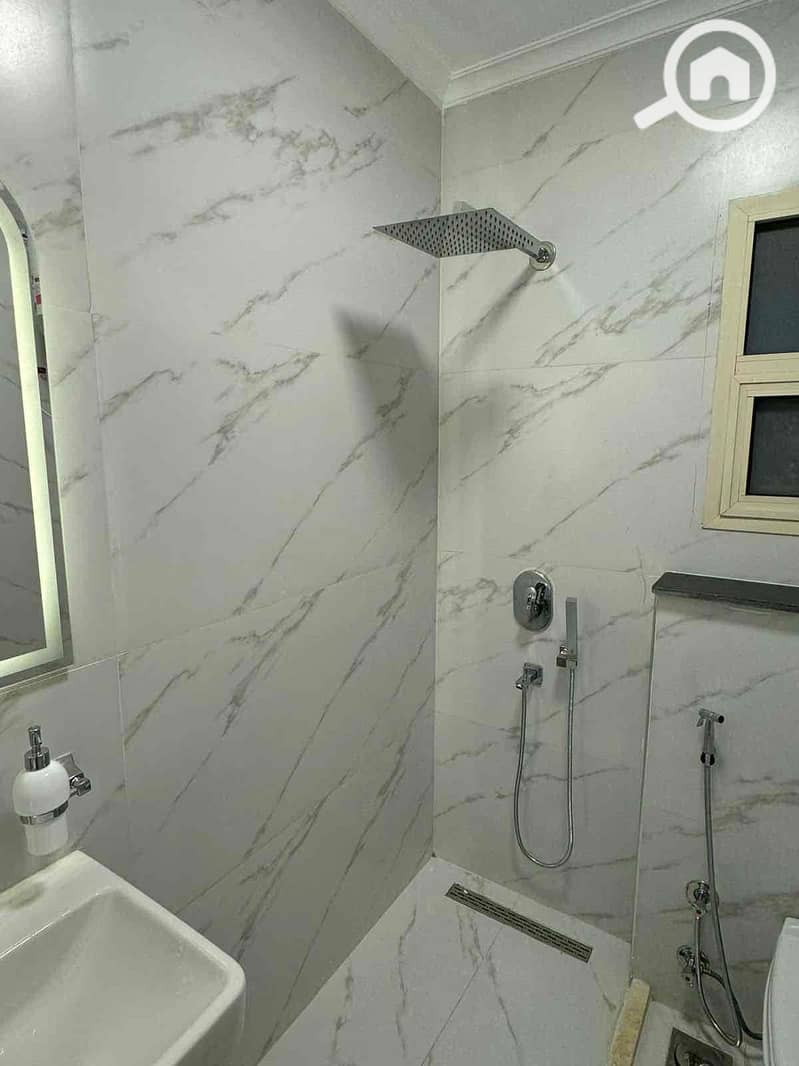 12 20fdce73-ae5e-48f0-90fa-9b8a5f3a0090. jpg