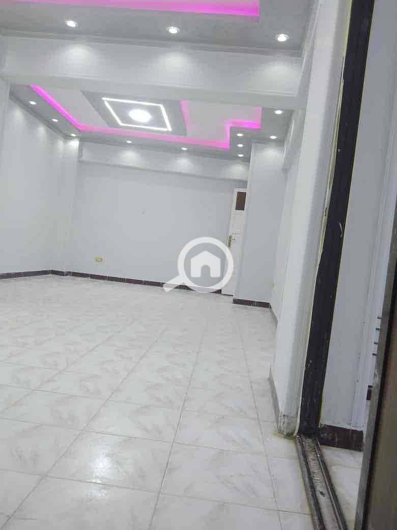 10 29773d9b-8b3e-4d3e-863a-17e8117ac4d6. jpg