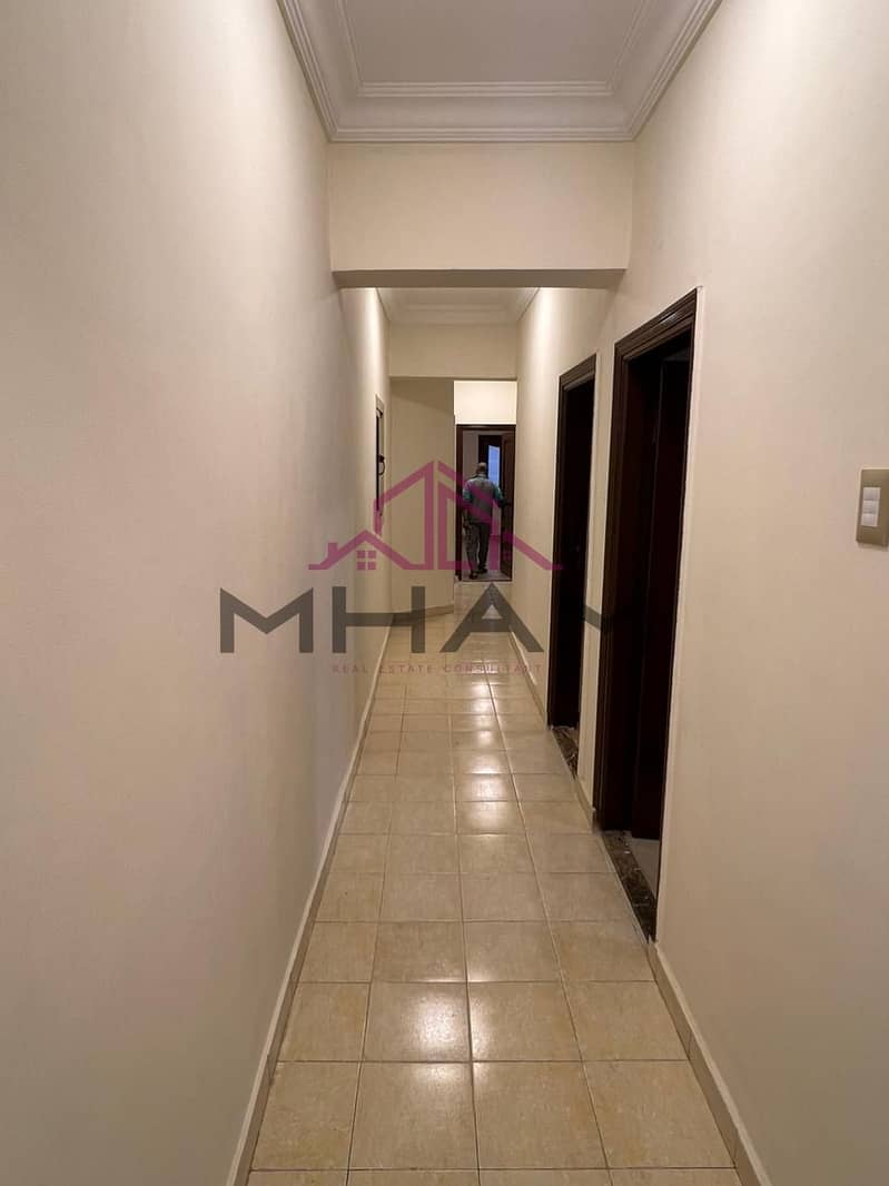 7 photo_5976499859596446557_y. jpg