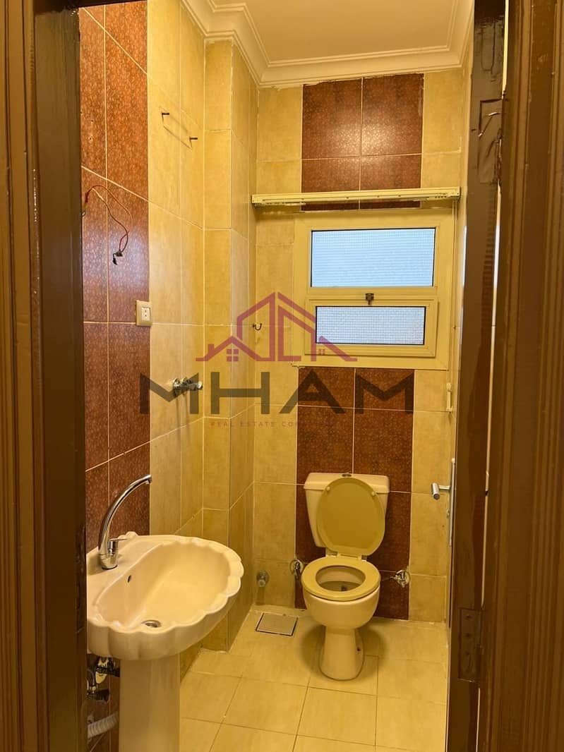 10 photo_5976499859596446563_y. jpg