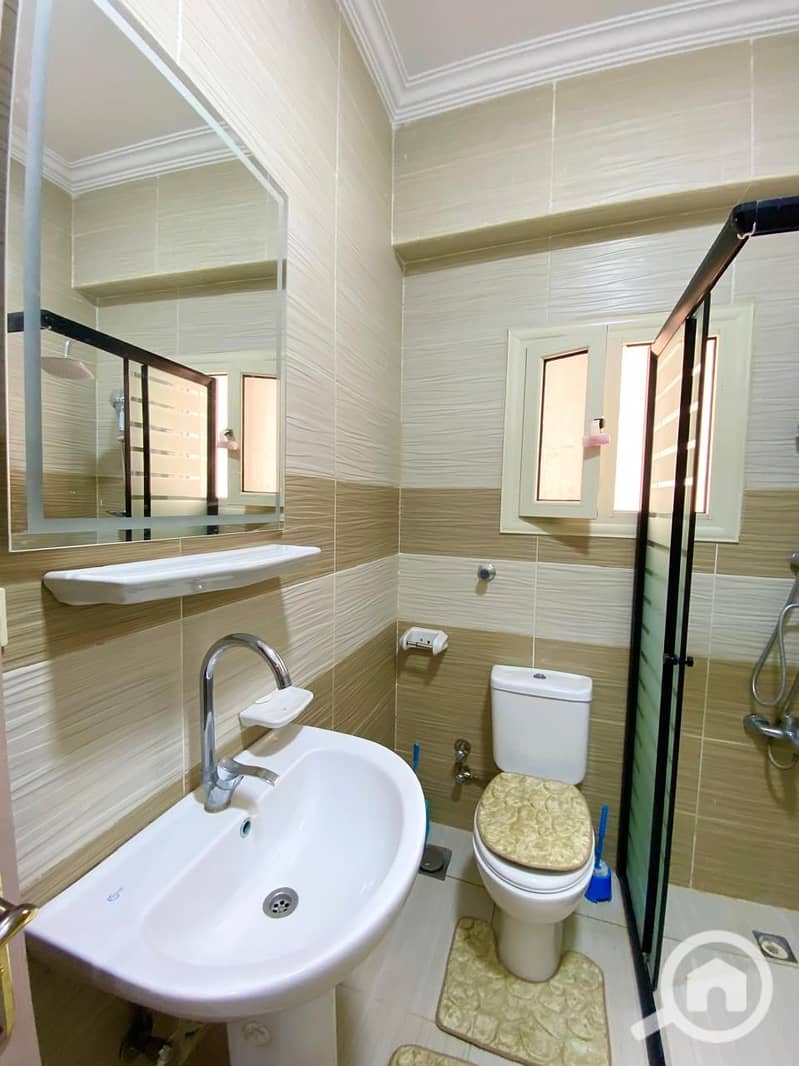 7 47410eb5-94a8-494d-804f-6f6ca82392eb. jpg