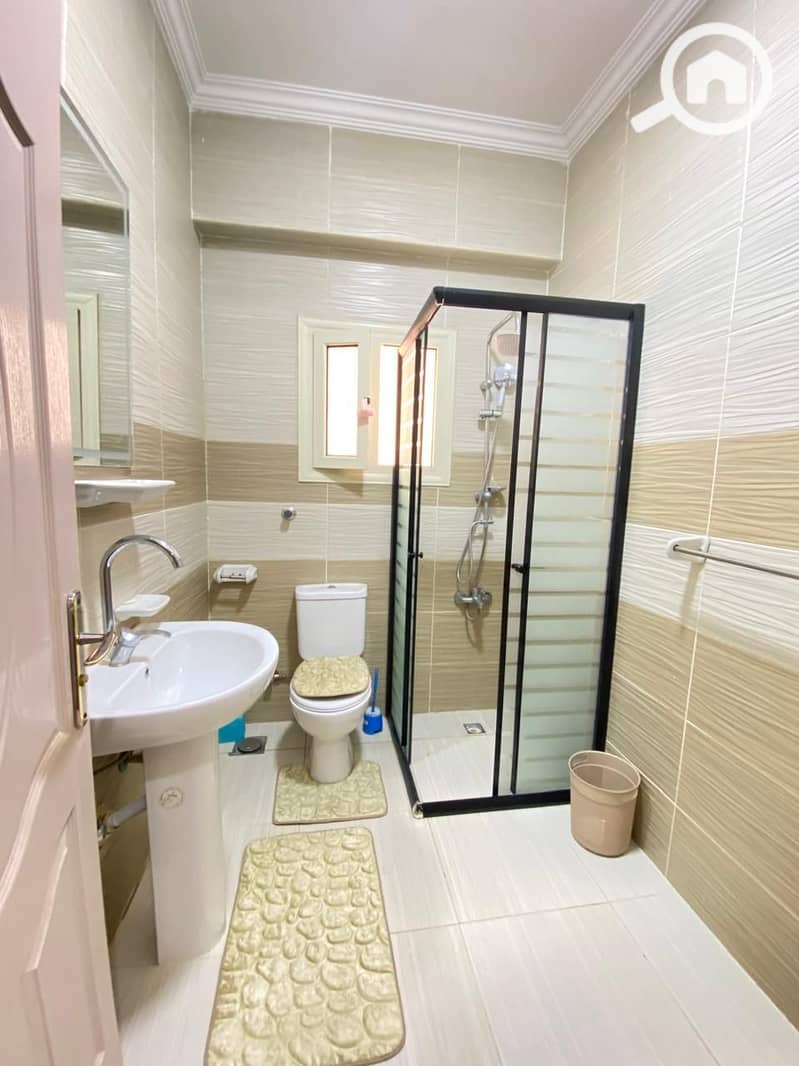 8 e7460cee-84ea-4875-a6b8-99a3b1f1cda1. jpg