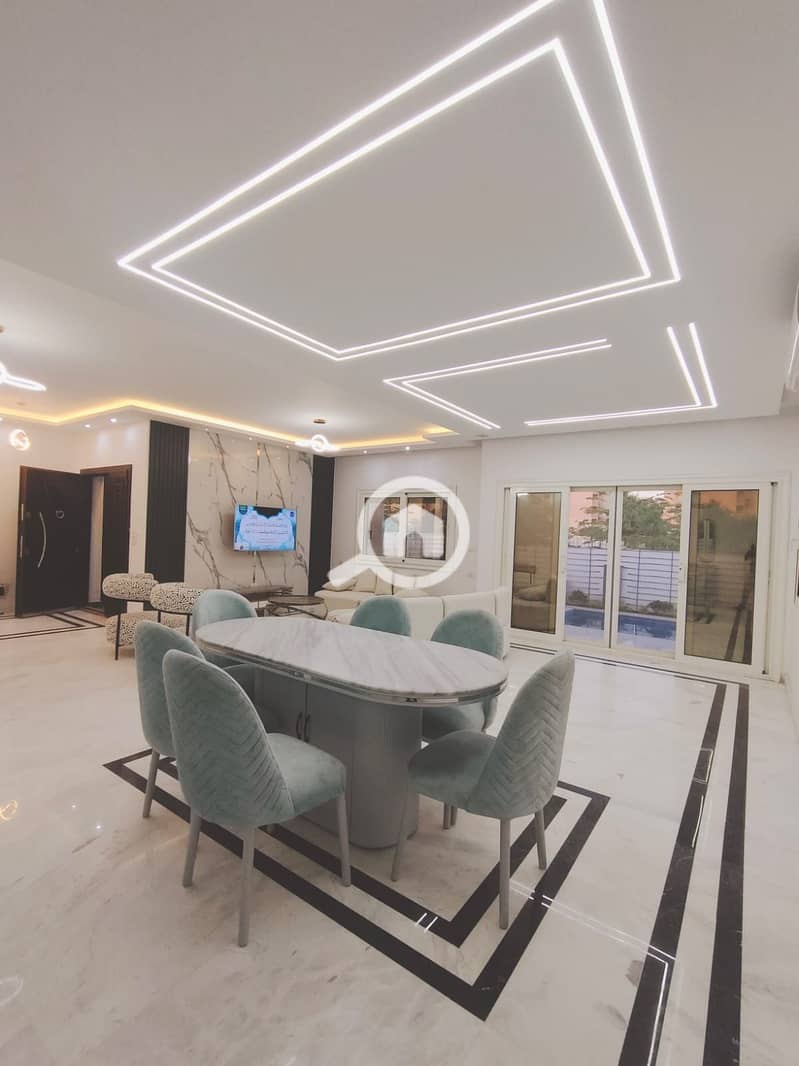 22 3370225b-69b3-4d33-956f-298c74e54ef6. jpeg