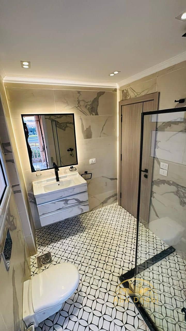 5 98fae8c5-3873-4297-8cad-b60d4b8c677d. jpg