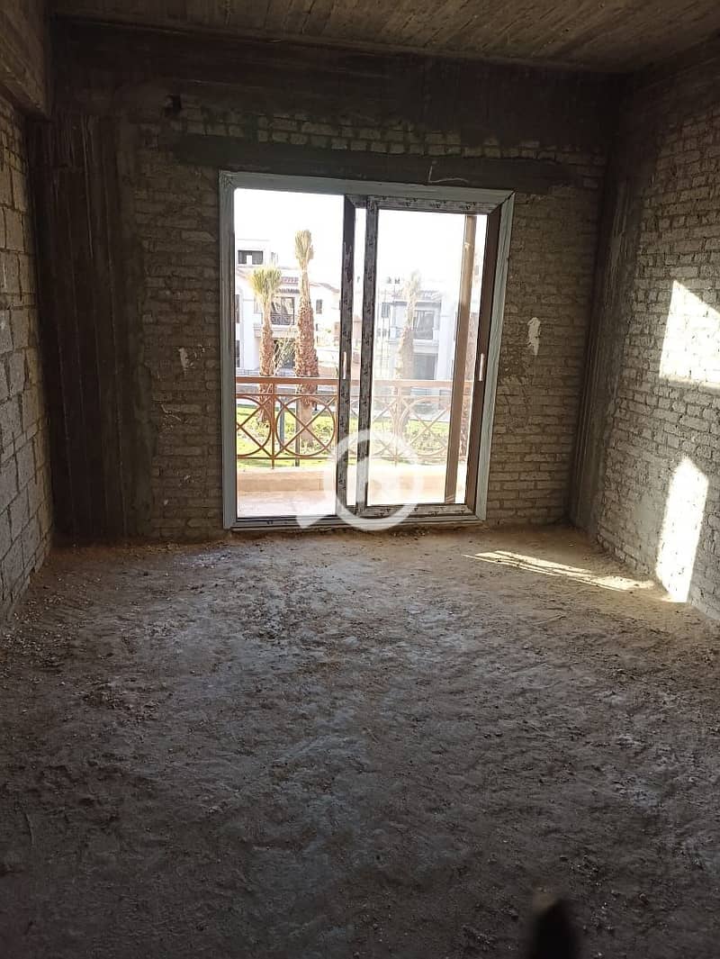 7 4a3a302d-c595-4c4f-817f-de9657536fe2. jpg