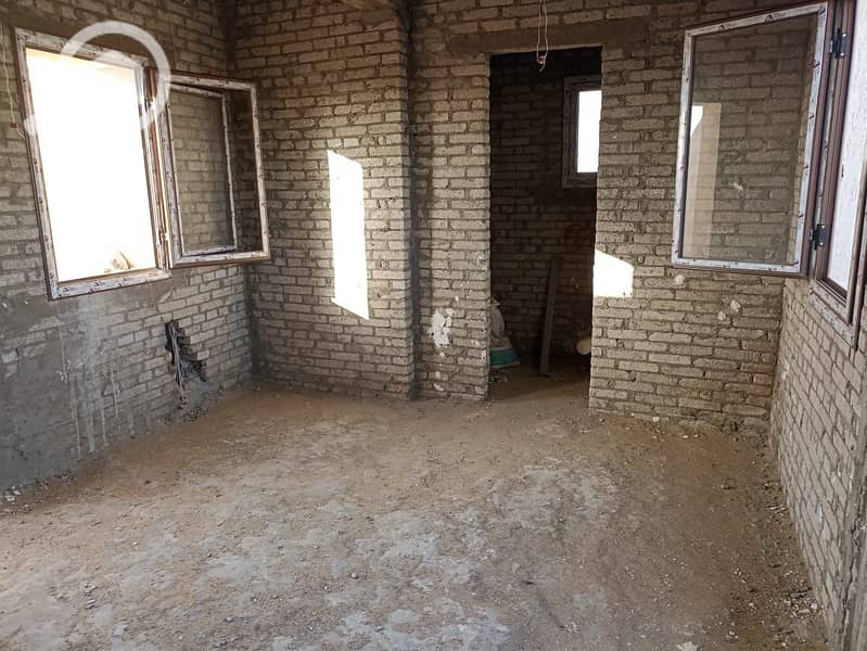 8 18da5b4f-9550-4b92-bc39-e8e77b31a0c3. jpg