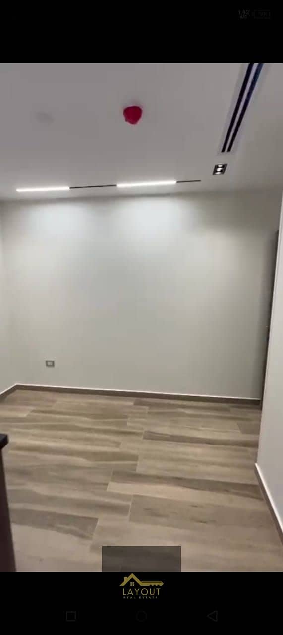 8 30dff06e-d49c-4fd5-9f02-f5aae1f26304. jpg