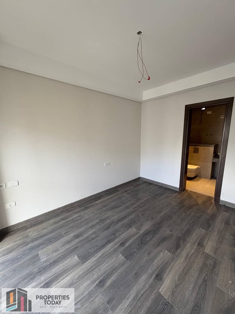 8b5df686-04f6-4c38-bc32-e8edd9c5743c. jpg 8b5df686-04f6-4c38-bc32-e8edd9c5743c. jpg