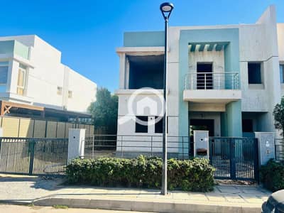 4 Bedroom Villa for Sale in Madinaty, Cairo - 340dccd6-dc98-4b5b-9818-db55323668a8. jpg