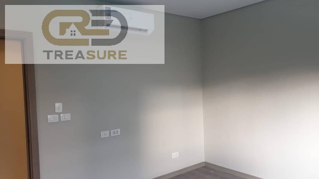 9 WhatsApp Image 2026-01-07 at 2.04. 26 PM (5). jpeg