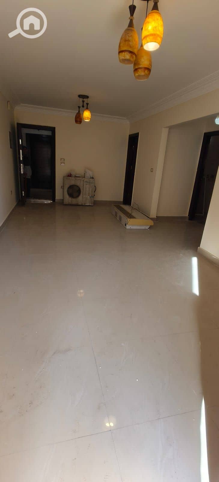 4 8bec7aaf-5a82-413a-aef1-119ebae0f616. jpg