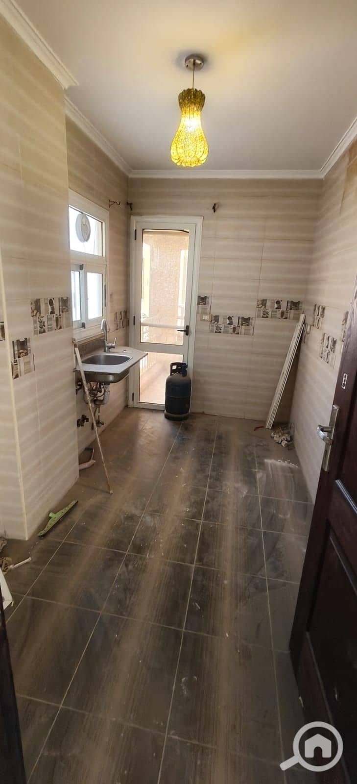 9 aeca16d6-6ca2-4b05-9259-ef967297cbb2. jpg