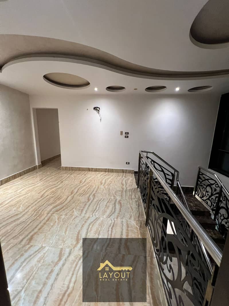 8 722ca74c-3d36-4689-9c81-db8bb61951f9. jpg