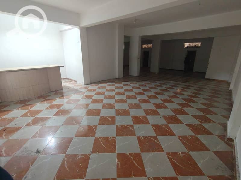 3 a8aea782-7f02-465c-b05c-b0b0c33fb701. jpg