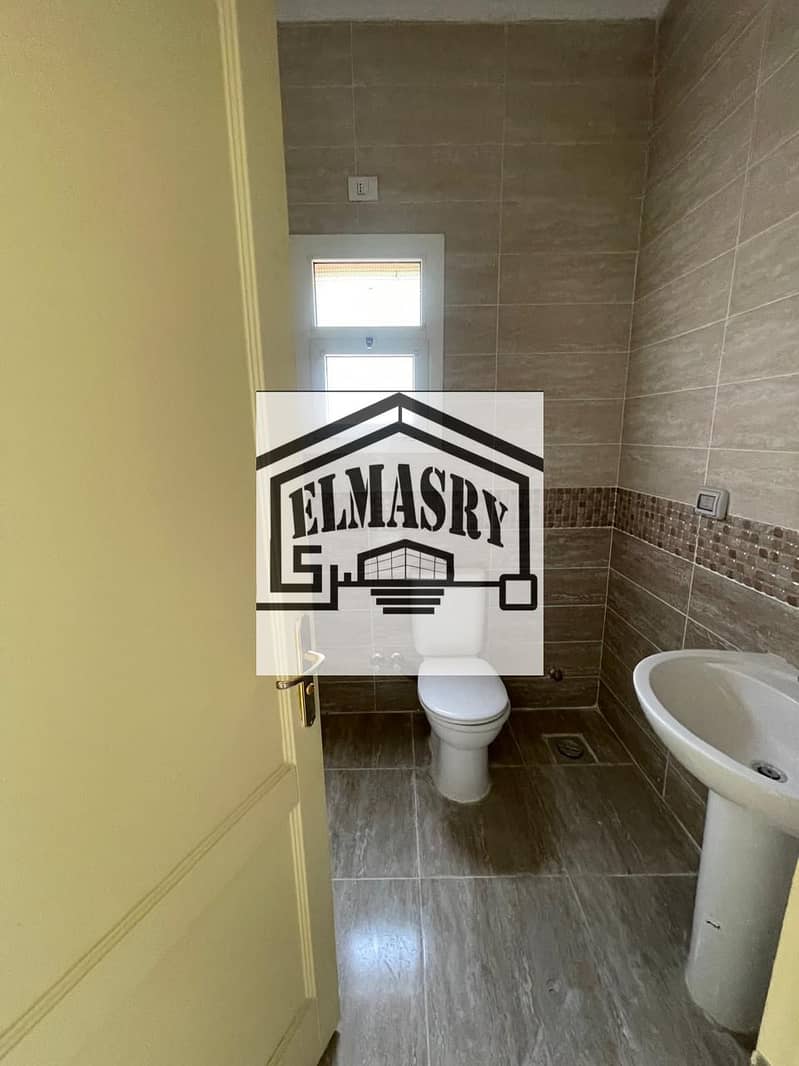 10 1bf7559b-6d89-460f-bb3a-f913191a55da. jpg