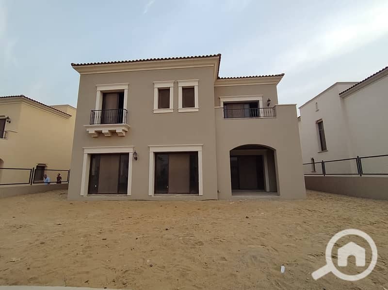 5 89b251fe-4b76-4849-8539-3f2faf8bfc3a. jpg