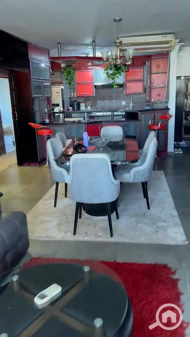 4 ba868ef9-8fe2-4d6b-869f-318dbde2d411. jpeg