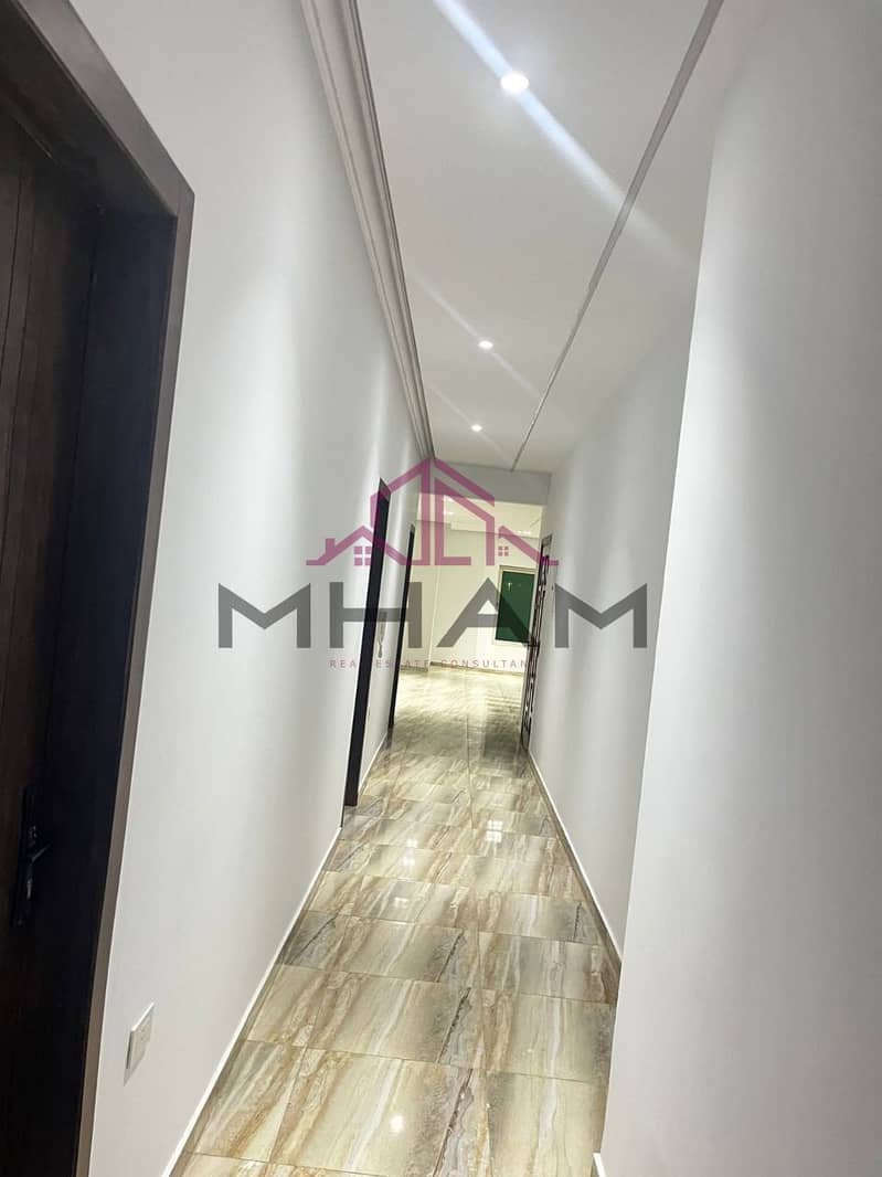 7 photo_5974465943473687372_y. jpg