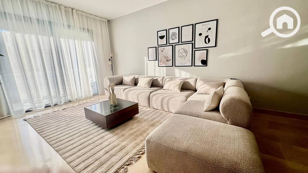 5 0c52feff-596f-4bda-aee8-33ae05e5fe46. jpg