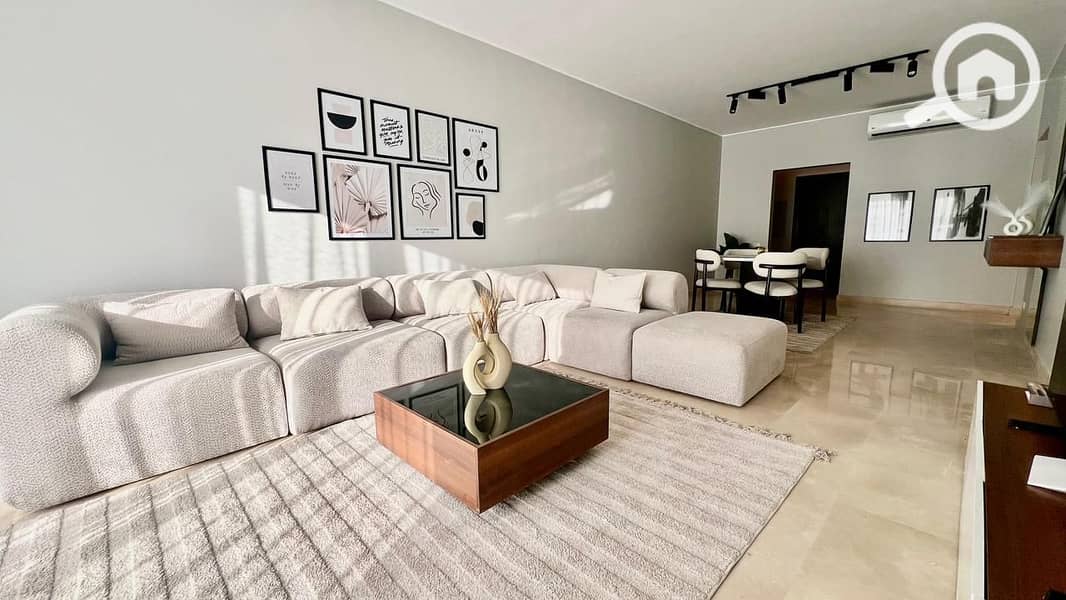 8 832b8e22-76d5-42e6-a23b-00ba914f632d. jpg