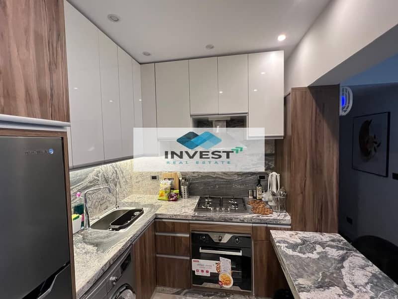 4 4056f839-660b-4123-8d04-eb9790537b6a. jpg