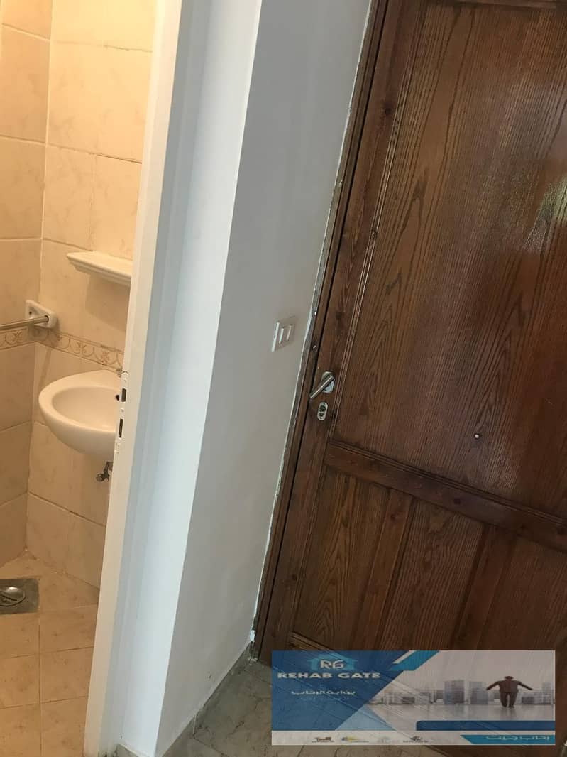 6 7ac8b7a0-505a-474c-97d9-f51a19093409. jpg