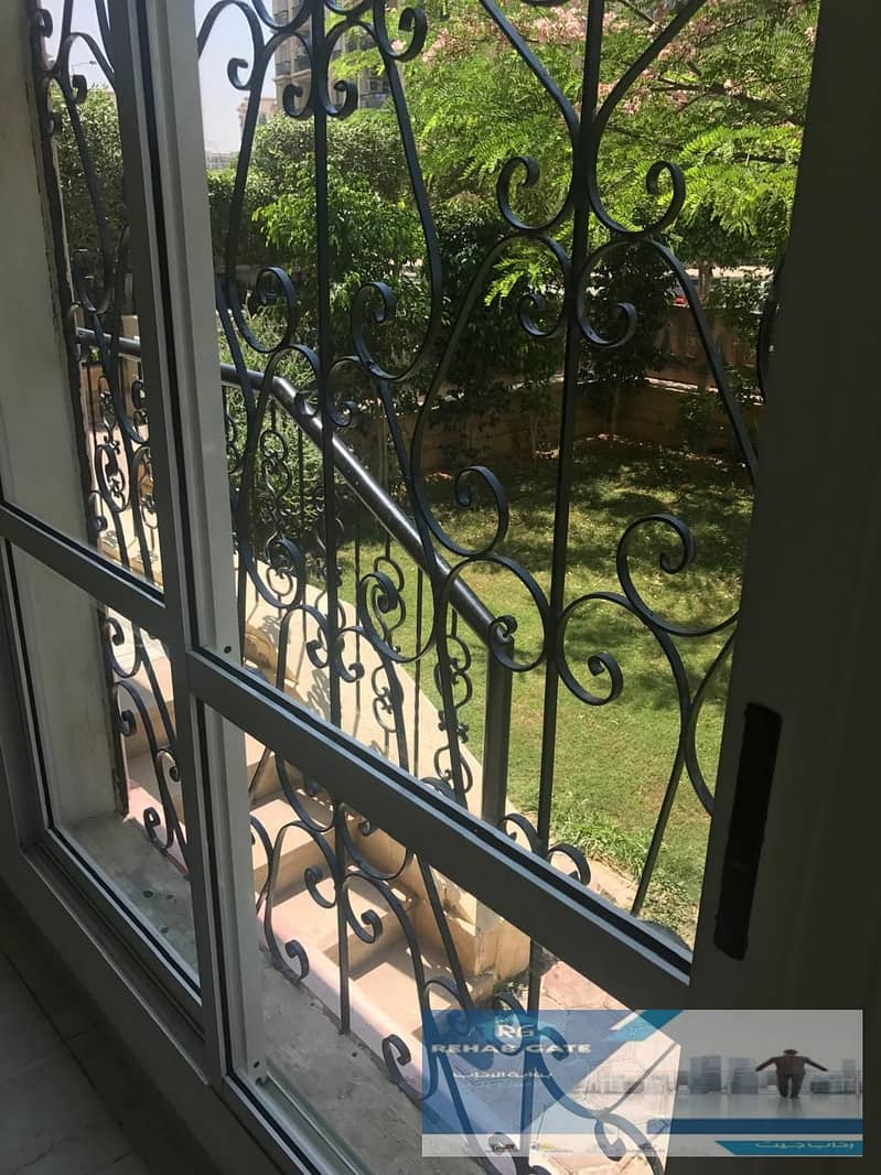 22 b7f95583-0f9f-4ae4-bd57-8fe99220e391. jpg