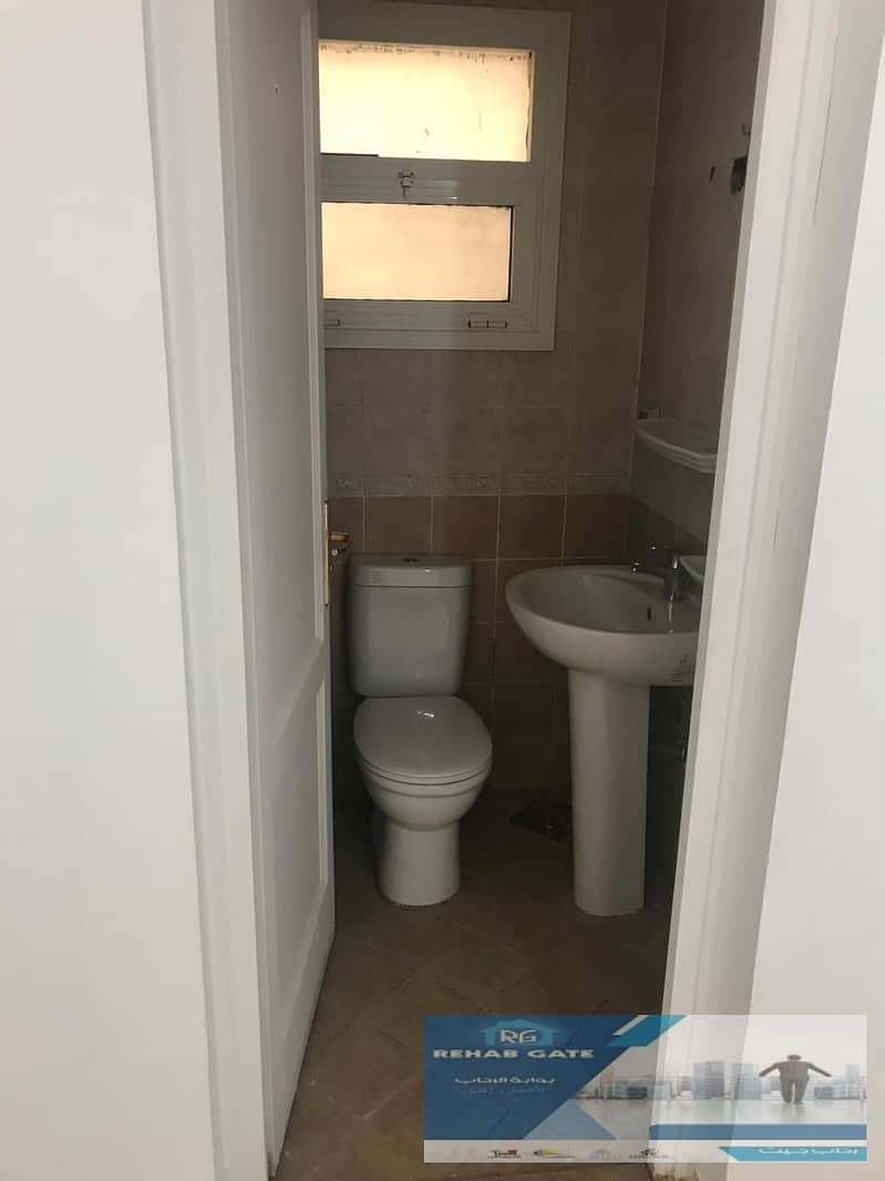 27 ddcebe30-7e7f-43bd-96aa-4c42fe5b1599. jpg