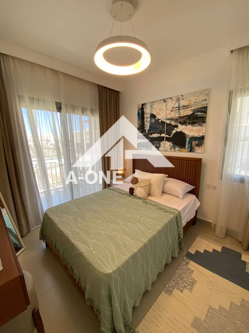 9 3b304ad8-96b4-4967-b98a-fe680f3146bb. jpg