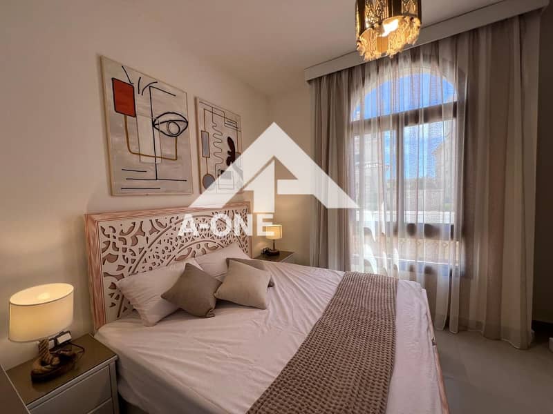 10 5b63b7ab-5b64-4c51-9d96-12f51263051b. jpg